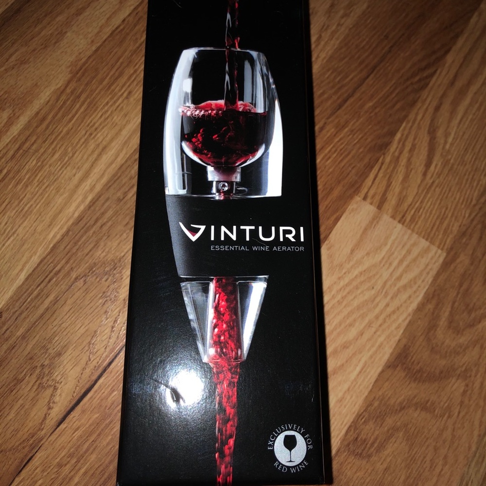 Vinturi wine aerator